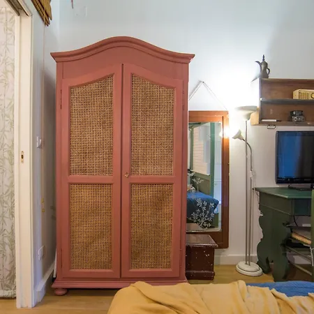Apartment In The Center Of Rome
